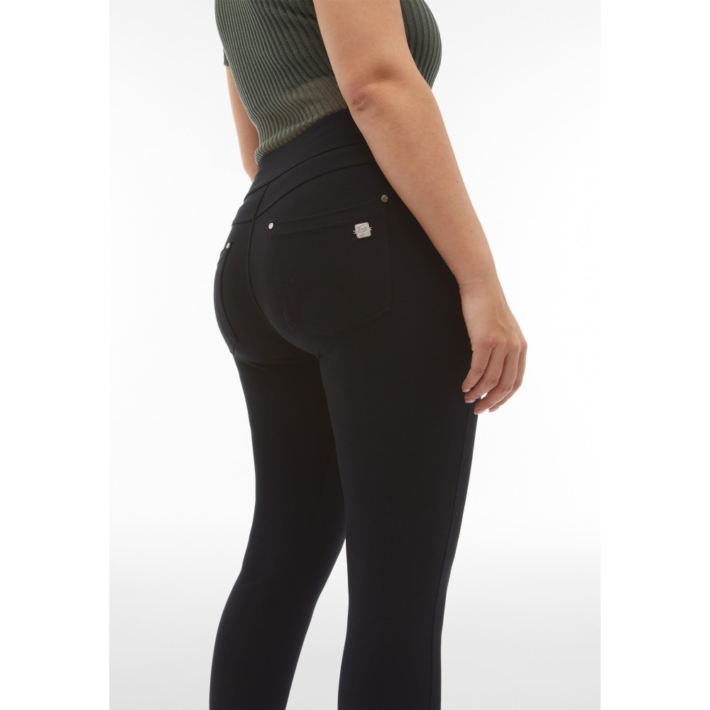 Freddy N.O.W.® Yoga Pants - 7/8 Mid Waist Super Skinny - N - Black