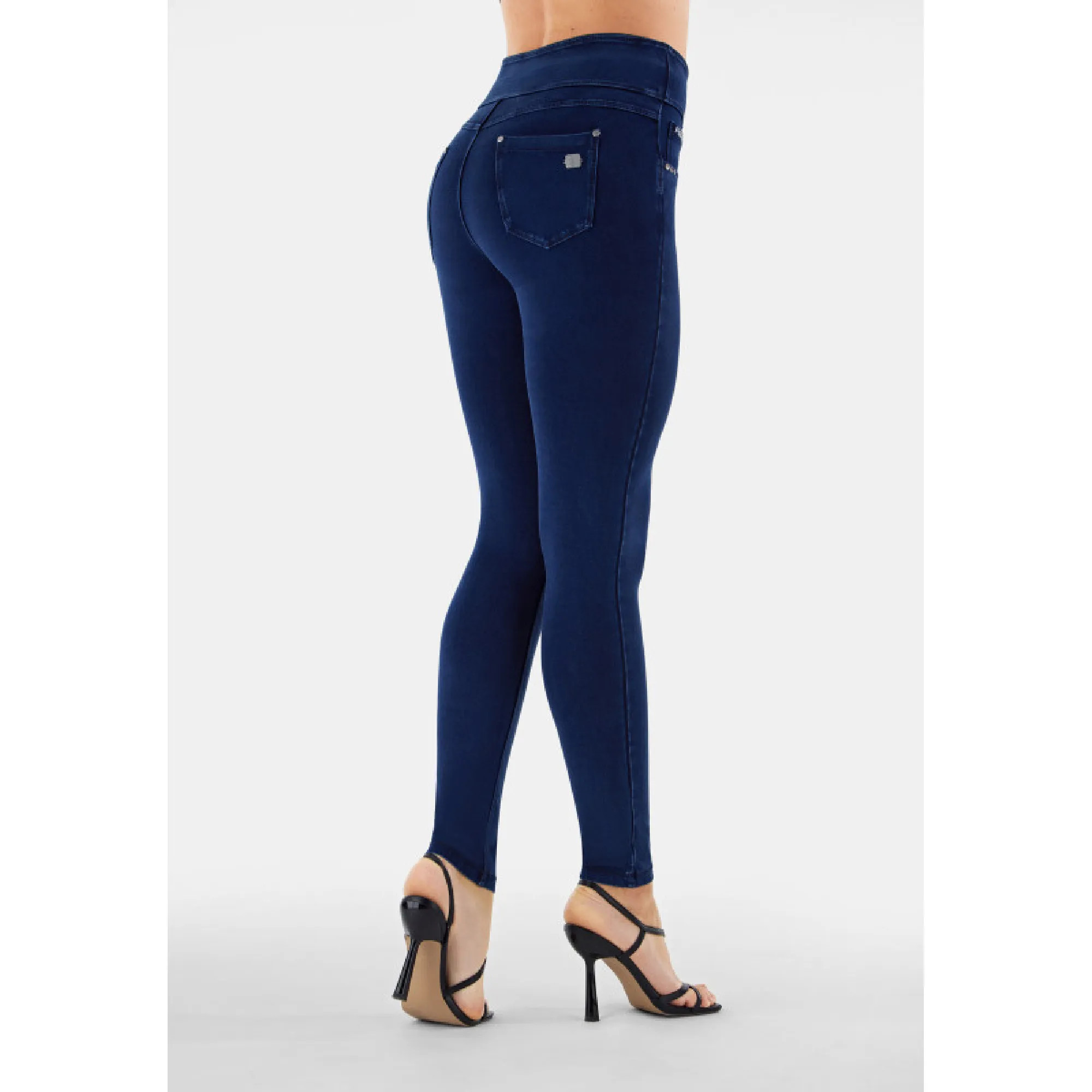 Freddy N.O.W.® Yoga Jeans - Mid Waist Skinny - J0B - Indigo Blue - Blue Seams