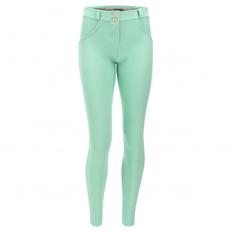 WR.UP® Regular Waist Skinny - Pastel Colored Stretch Jersey - D50 - Green Ash