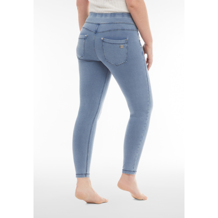 Freddy N.O.W.® Yoga Comfort Jeans - 7/8 Mid Waist Skinny - Denim Light Blue - Blue Seam - J107B