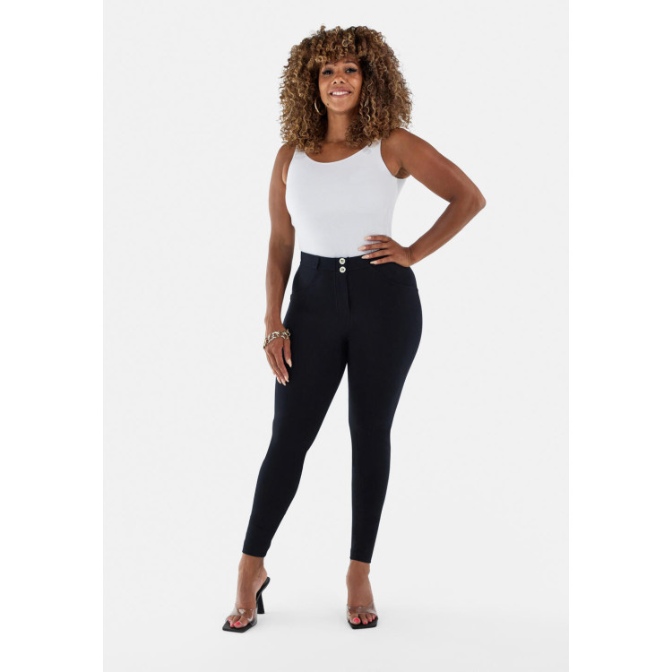 Freddy WR.UP® Curvy - Regular Waist Super Skinny - Black