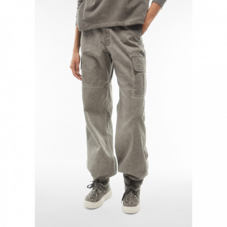 Cold-garment-dyed cargo trousers in canvas - G37CD