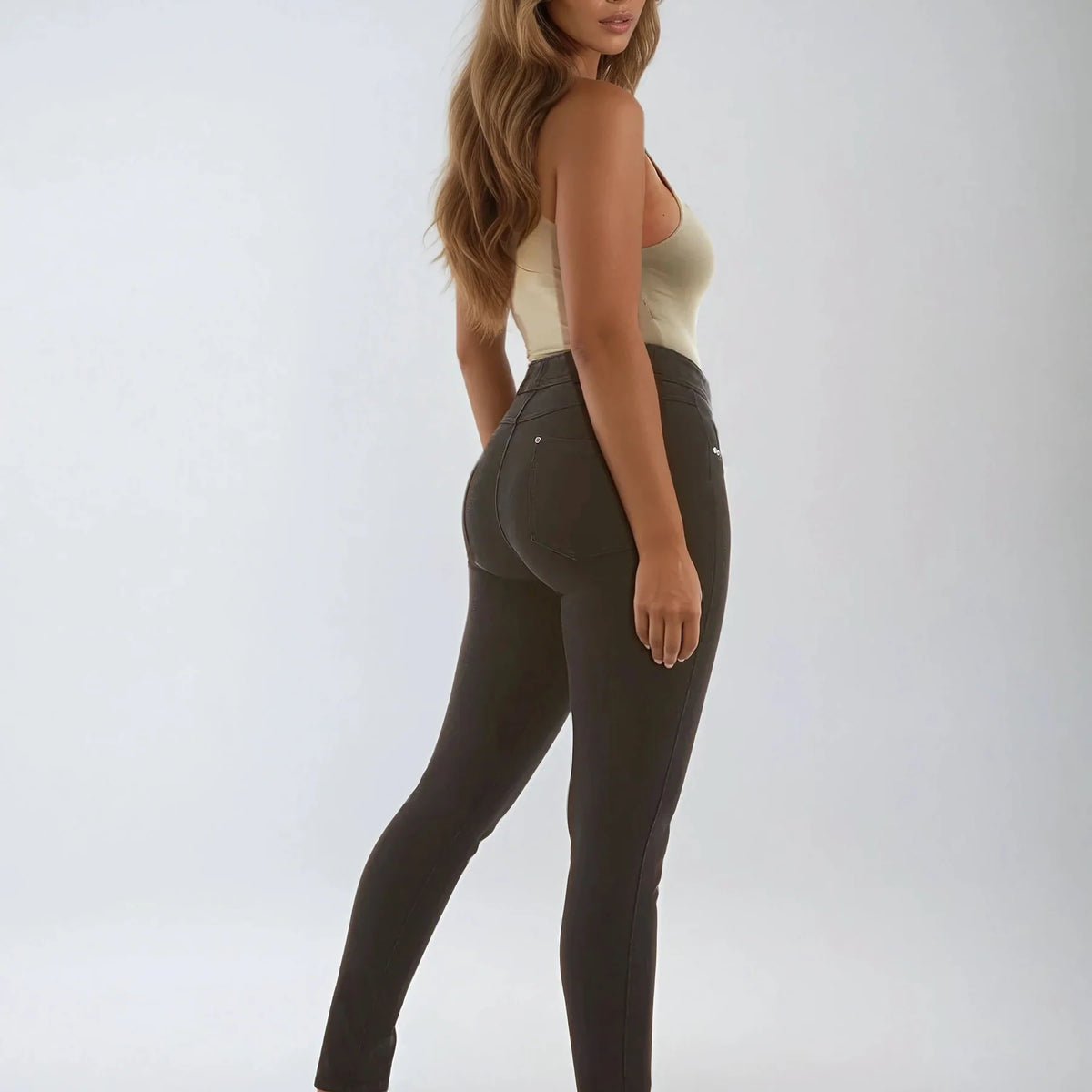 Freddy N.O.W.® Jeans - Mid Waist Skinny - J7N - Black – Black Seams – Freddywear