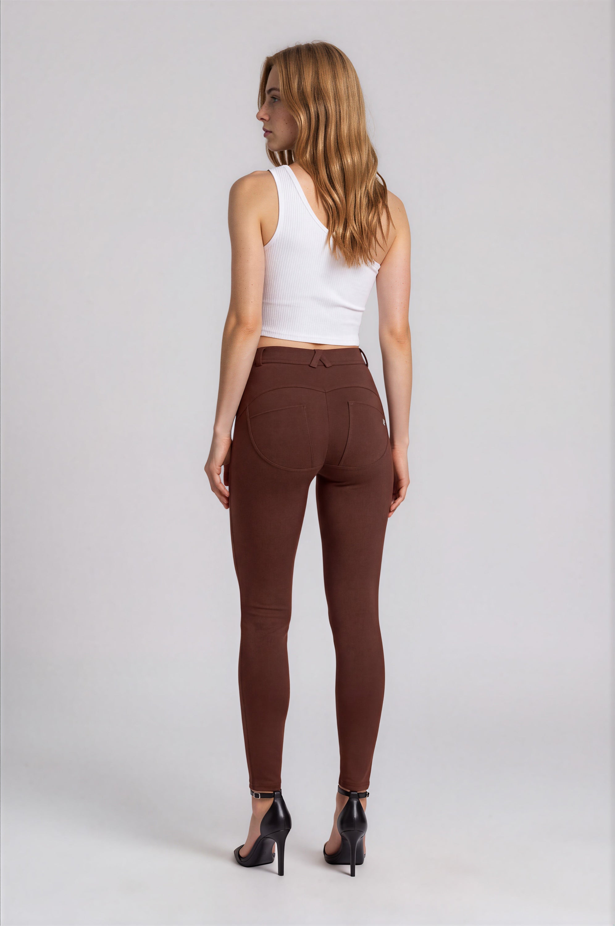 WR.UP Push-Up Regular Waist Skinny Pants - Hot Fudge Brown